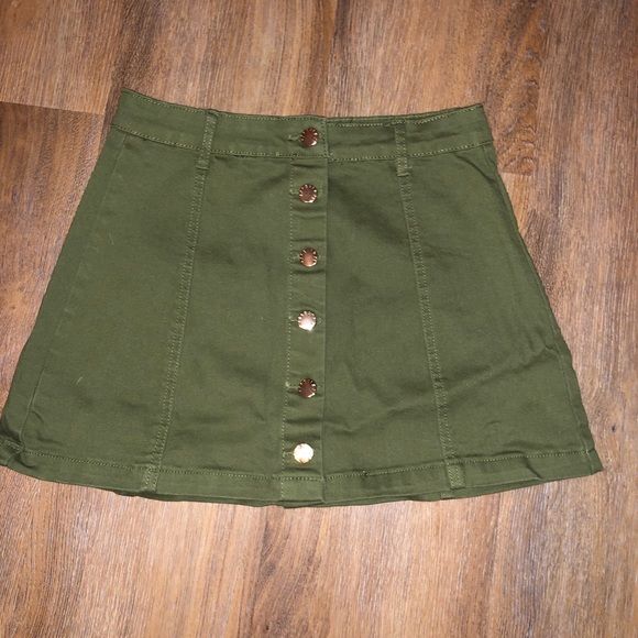 New army green button up jean skirt - Picture 1 of 3